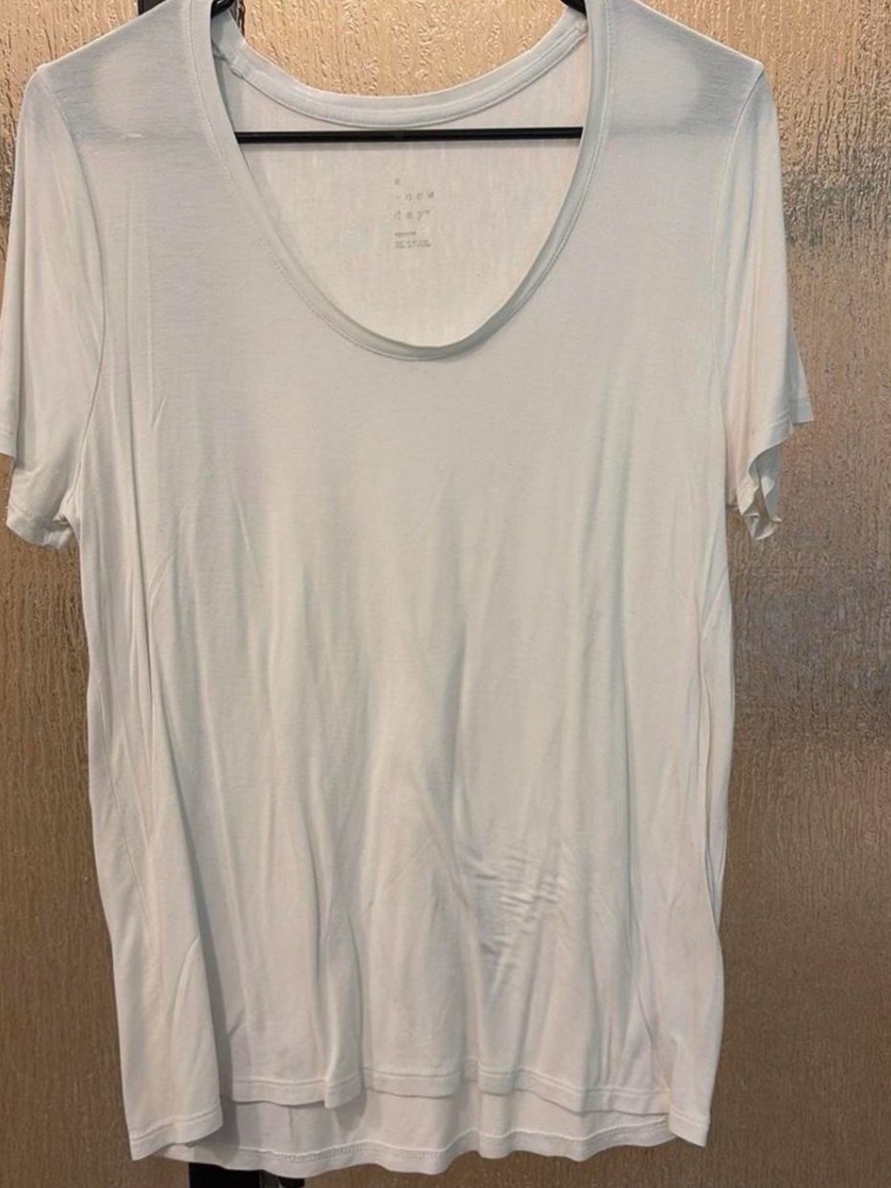 a new day White Scoop Neck Short Sleeve Tee